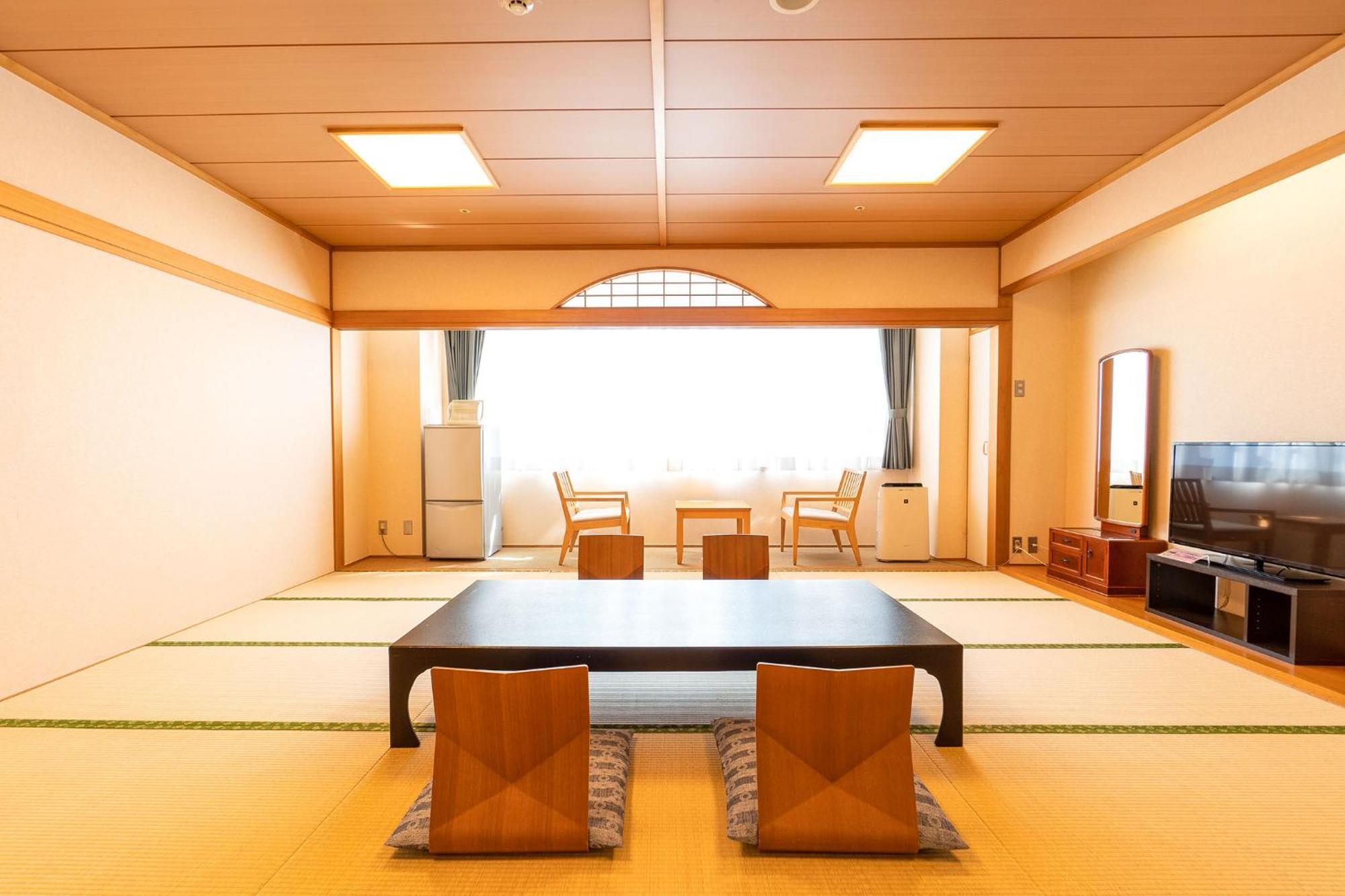 Hotel Ooedo Onsen Monogatari Aizu Exteriér fotografie