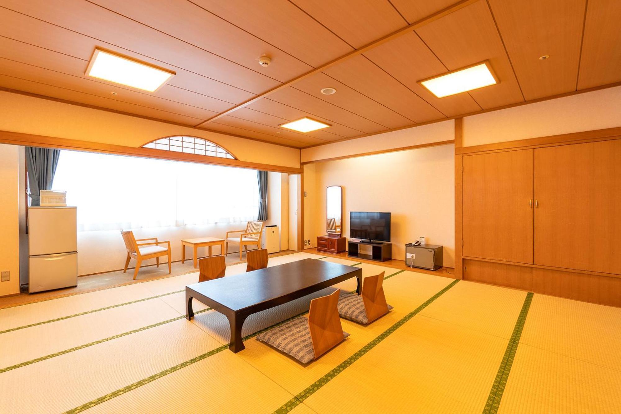 Hotel Ooedo Onsen Monogatari Aizu Exteriér fotografie